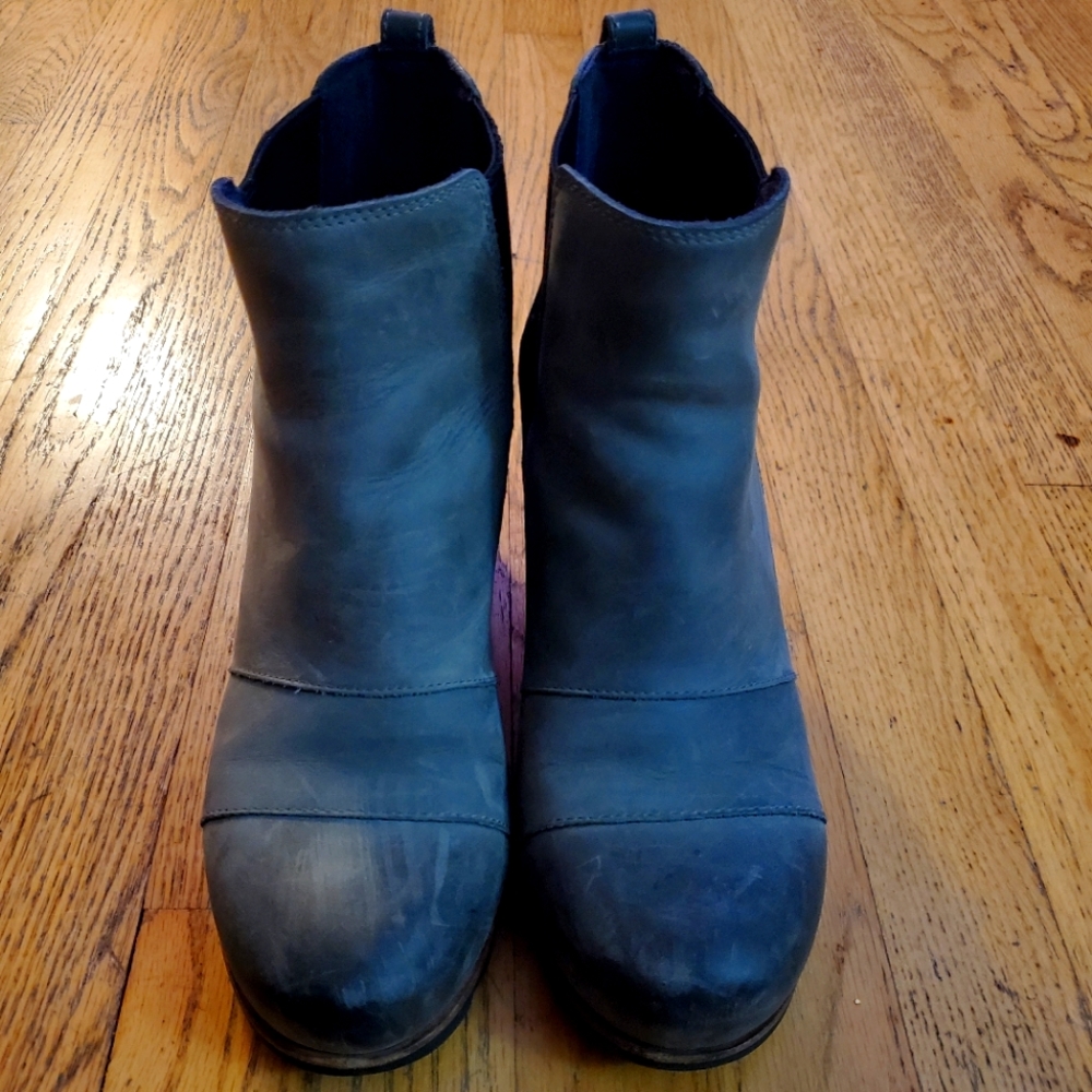 Sorel Lea Wedge Joan Of Artic boots